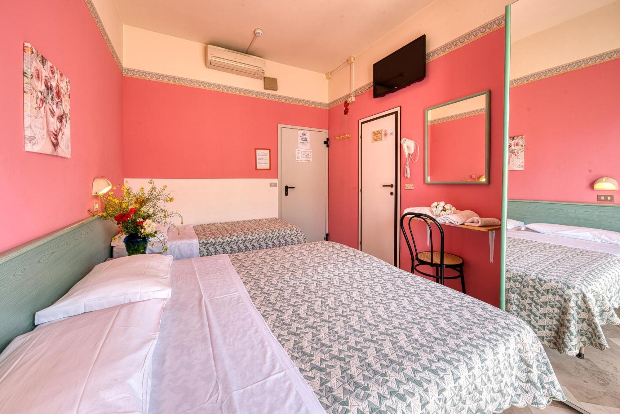 Hotel Sabbia D'Oro Римини Екстериор снимка