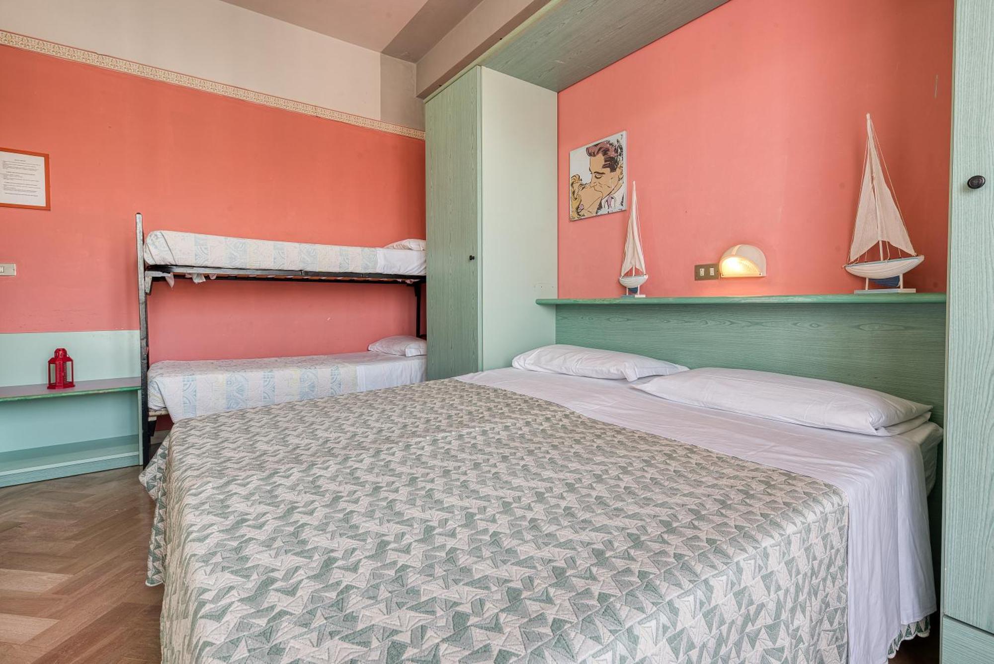 Hotel Sabbia D'Oro Римини Екстериор снимка